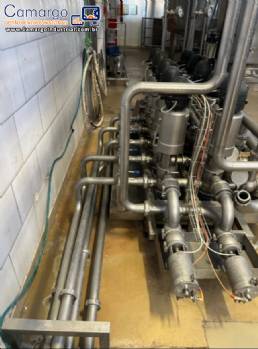 Cluster de vlvulas sanitrias em inox Alfa Laval / Tetra Pak para laticnios leite lcteos bebidas